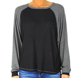 Billabong Thermal Raglan Top Size XSmall Loose Fit Black Grey